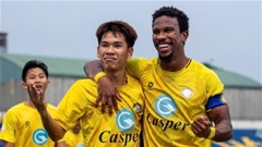 Tài năng 18 tuổi Lê Văn Thuận nhận giải thần đồng V.League